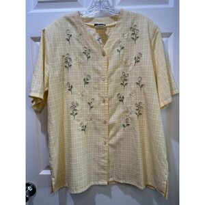 Vintage BonWorth Yellow Embroidered Butterfly Rose Short Sleeve Button Up Granny
